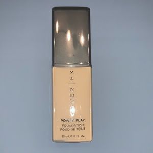 Cover FX Power Play foundation G+40